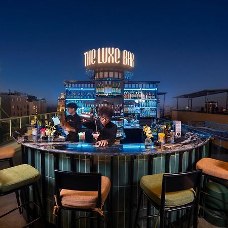 Le Premier Hotel & Rooftop Bar Ханой Екстериор снимка